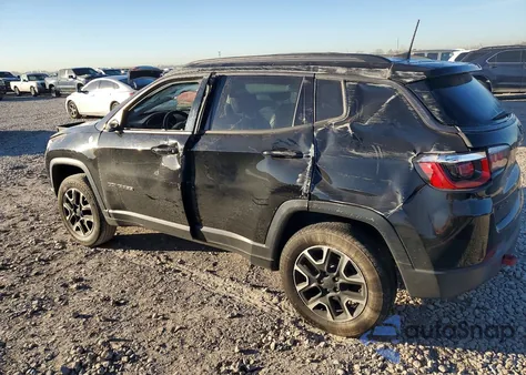 2020 Jeep Compass Trailhawk z USA, uszkodzony, nr VIN 3C4NJDDB1LT233382